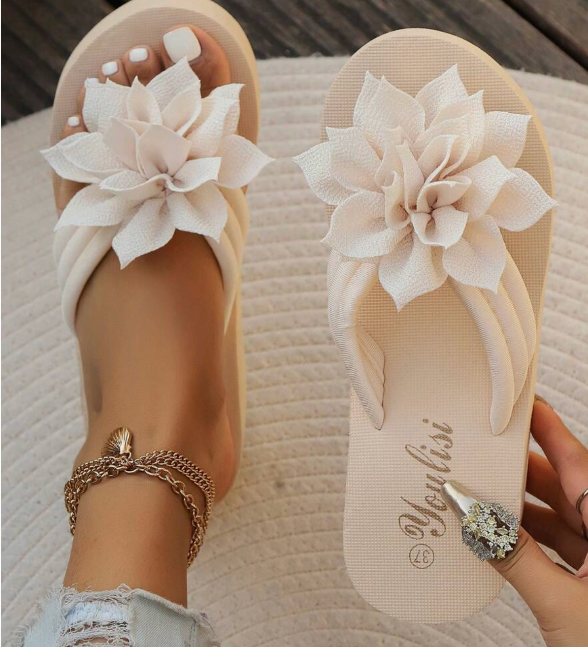 Women'S Floral Embellished Flip-Flops